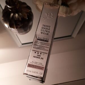 Lancôme Teint Idole Ultra Wear in Ivoire 090 NIB